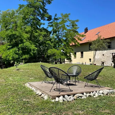 Apartment Island Country House In Savinja Valley Žalec Extérieur photo